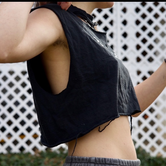 Bite me cut off tee - Picture 3 of 4